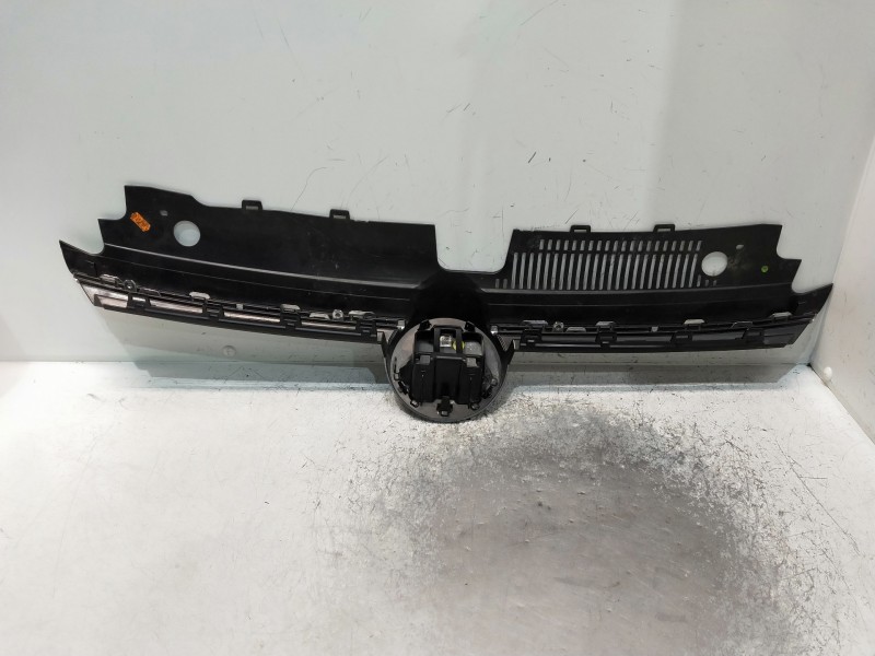 Recambio de rejilla delantera para volkswagen golf viii lim. (cd1) referencia OEM IAM 5H0853651N  