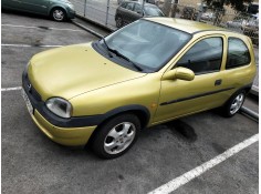 opel corsa b del año 2000