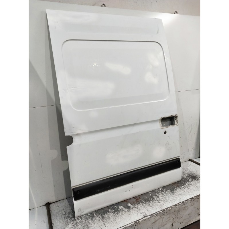 Recambio de puerta lateral corredera derecha para opel movano 2.5 diesel (s8u-772 / l93) referencia OEM IAM 194/1275CM CIEGA 5P