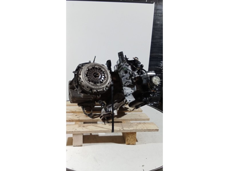Recambio de motor completo para renault megane ii berlina 5p referencia OEM IAM K4MT7  