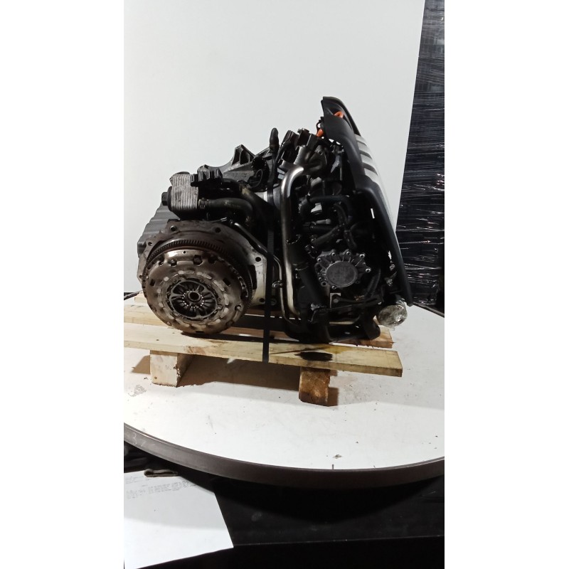 Recambio de motor completo para volkswagen touran (1t1) referencia OEM IAM AZV37590  