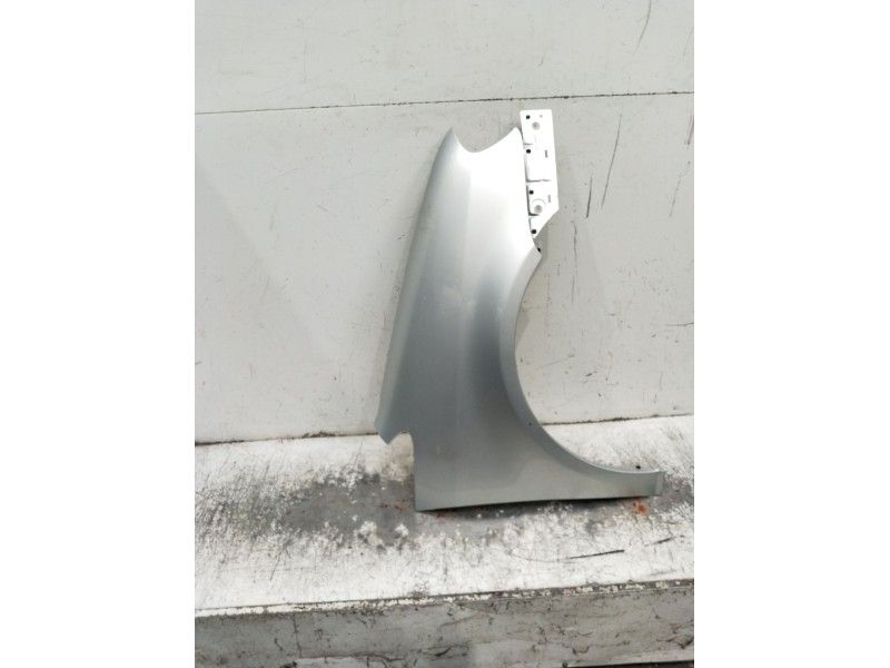 Recambio de aleta delantera derecha para volkswagen touran (1t1) referencia OEM IAM   