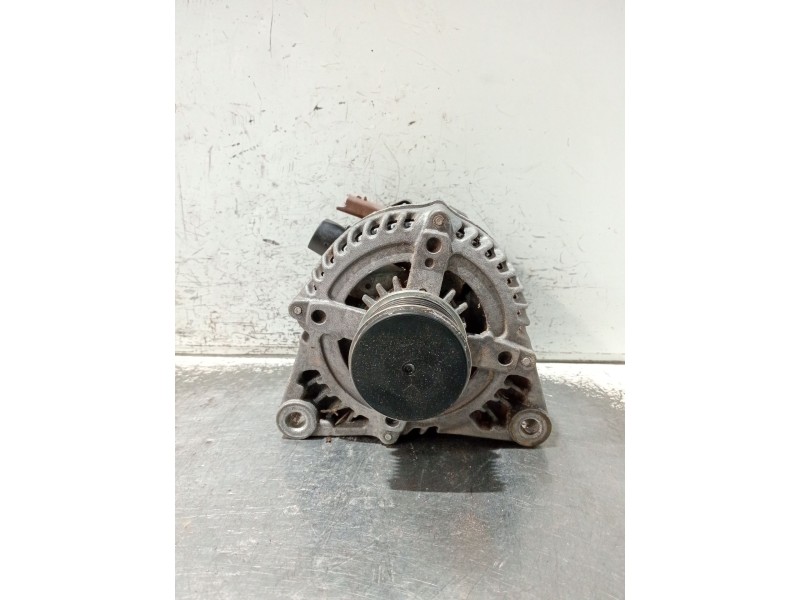Recambio de alternador para opel corsa f referencia OEM IAM 9835688980 MS1042117143 