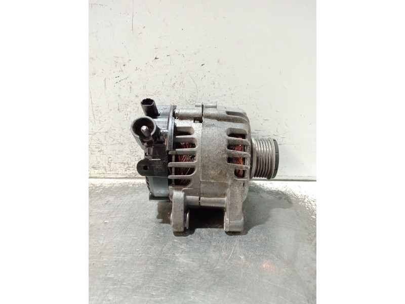 Recambio de alternador para peugeot 208 (p2) referencia OEM IAM 9835689480 2740473F 