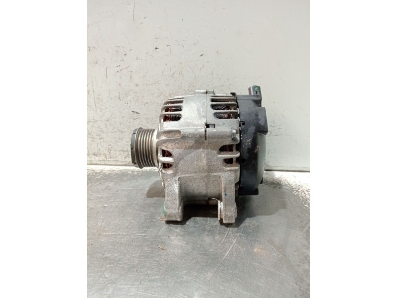 Recambio de alternador para peugeot 208 (p2) referencia OEM IAM 9835689480 2740473F 