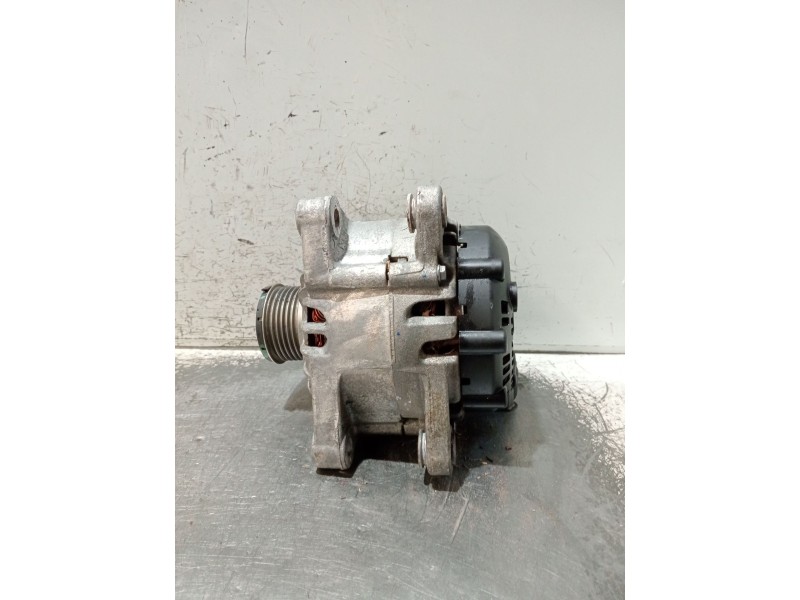 Recambio de alternador para peugeot 208 (p2) referencia OEM IAM 9835689480 2740473F 