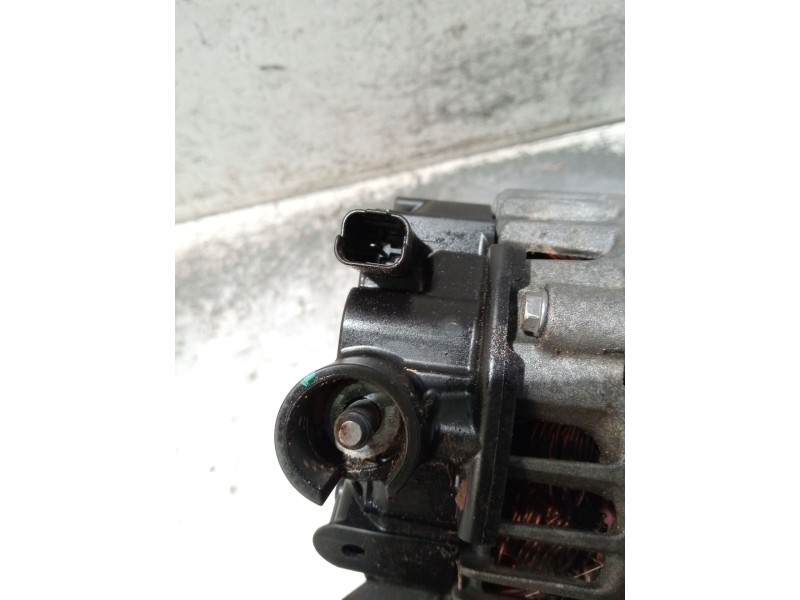 Recambio de alternador para peugeot 208 (p2) referencia OEM IAM 9835689480 2740473F 