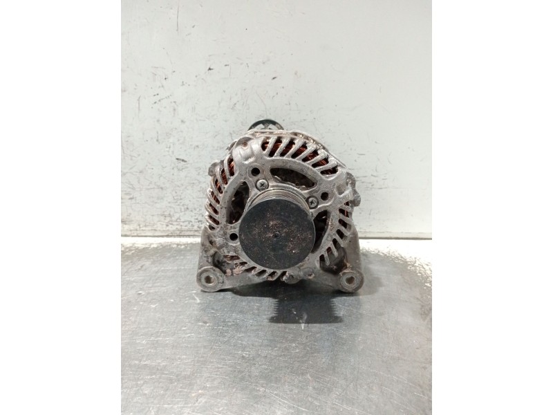 Recambio de alternador para renault megane iv berlina 5p referencia OEM IAM 231009933R A5TE0581ZE 