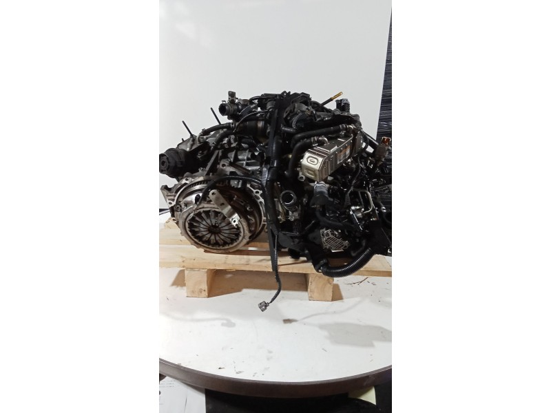 Recambio de motor completo para toyota yaris live referencia OEM IAM 516824  