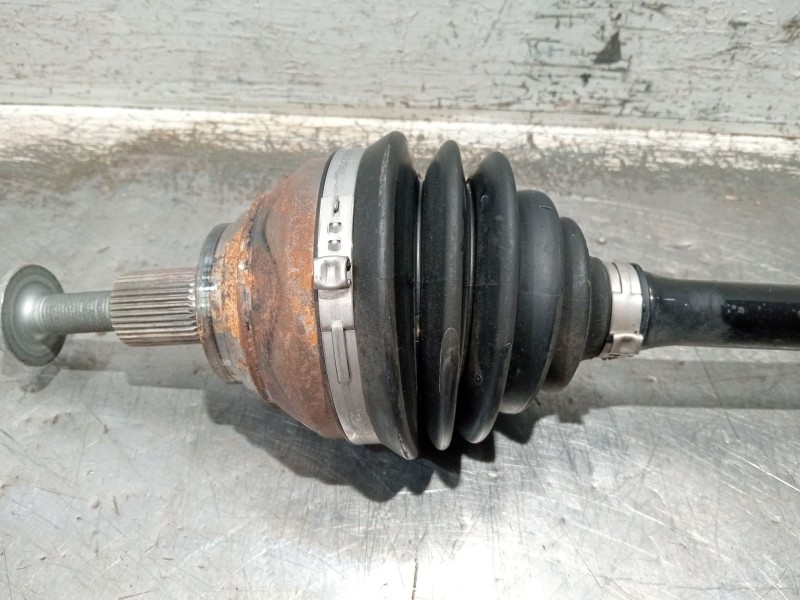 Recambio de transmision delantera derecha para cupra formentor referencia OEM IAM 3Q407272CA  