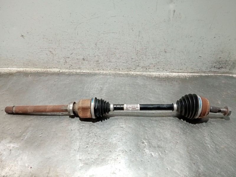 Recambio de transmision delantera derecha para opel corsa f referencia OEM IAM 9825392880  