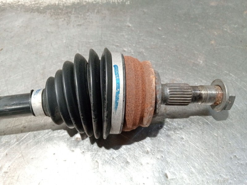 Recambio de transmision delantera derecha para opel corsa f referencia OEM IAM 9825392880  