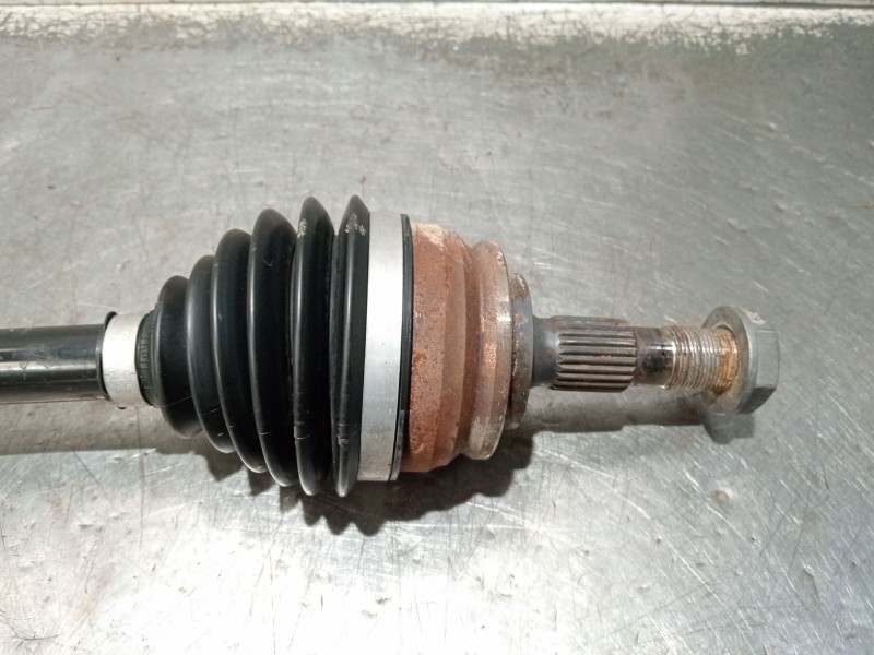 Recambio de transmision delantera izquierda para opel corsa f referencia OEM IAM 9825392980  