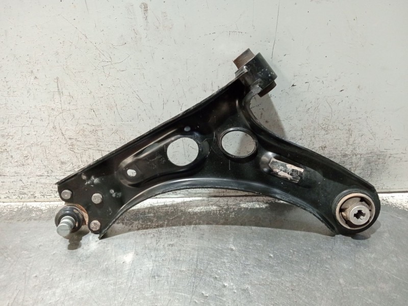 Recambio de brazo suspension inferior delantero izquierdo para opel corsa f referencia OEM IAM   