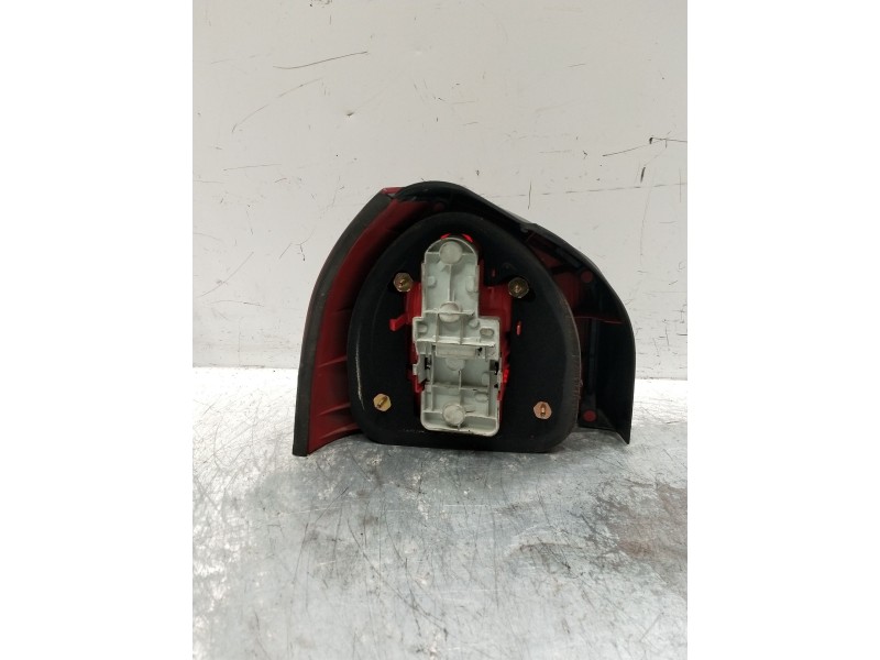 Recambio de piloto trasero izquierdo para audi a3 (8l) referencia OEM IAM   