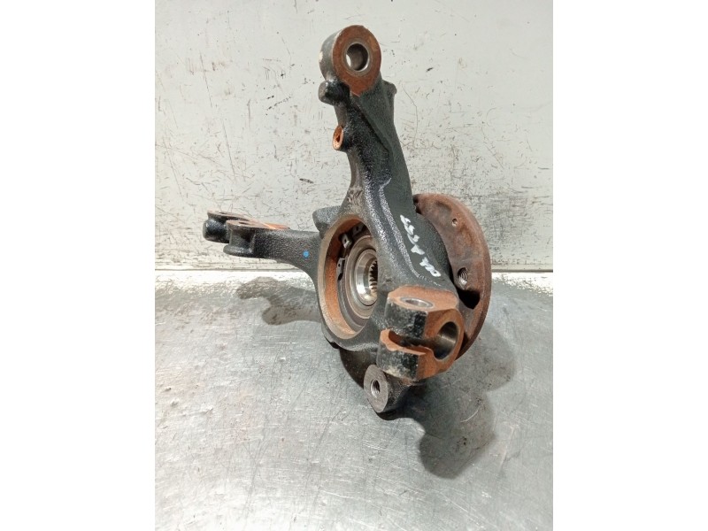 Recambio de mangueta delantera derecha para peugeot 208 (p2) referencia OEM IAM   