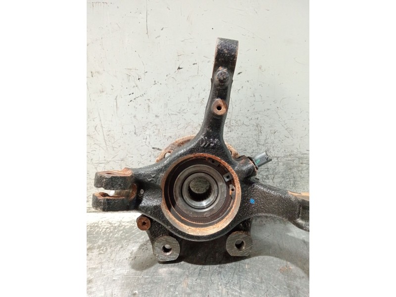 Recambio de mangueta delantera izquierda para peugeot 208 (p2) referencia OEM IAM   