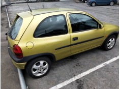 opel corsa b del año 2000 2