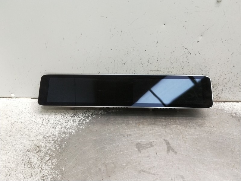 Recambio de pantalla multifuncion para mercedes-benz clase gla (bm 247) referencia OEM IAM A2479015502A2479027301  