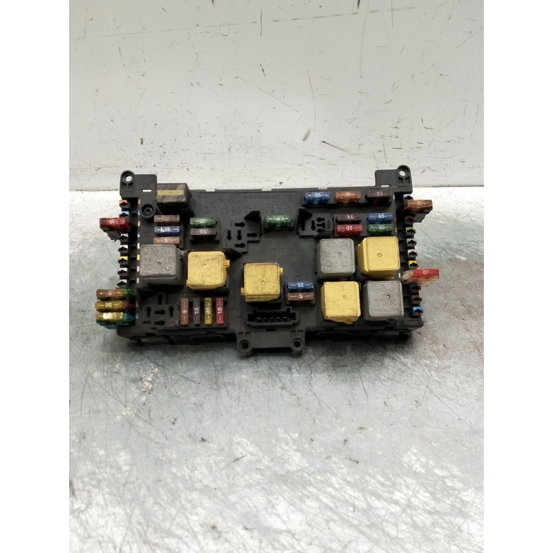 Recambio de caja reles / fusibles para mercedes-benz vito (w639) basic, combi referencia OEM IAM a63954508016399005300  