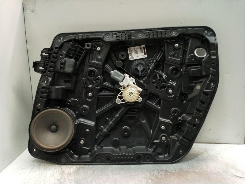 Recambio de elevalunas delantero derecho para mercedes-benz clase gla (bm 247) referencia OEM IAM a1775409610a2478201402a0997601