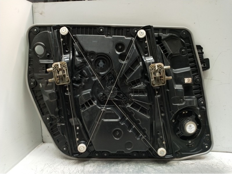 Recambio de elevalunas delantero derecho para mercedes-benz clase gla (bm 247) referencia OEM IAM a1775409610a2478201402a0997601