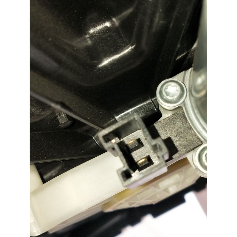 Recambio de elevalunas delantero derecho para mercedes-benz clase gla (bm 247) referencia OEM IAM a1775409610a2478201402a0997601