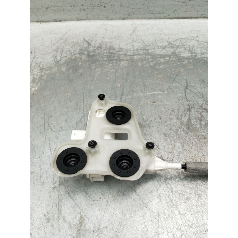 Recambio de motor cierre centralizado porton para mercedes-benz clase gla (bm 247) referencia OEM IAM a0999068600  