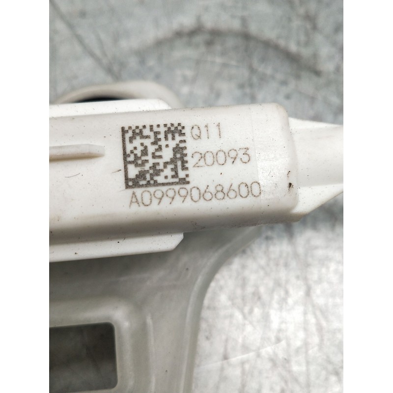 Recambio de motor cierre centralizado porton para mercedes-benz clase gla (bm 247) referencia OEM IAM a0999068600  