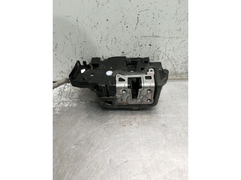 Recambio de motor cierre centralizado trasero derecho para mercedes-benz clase gla (bm 247) referencia OEM IAM A1770032999A09973