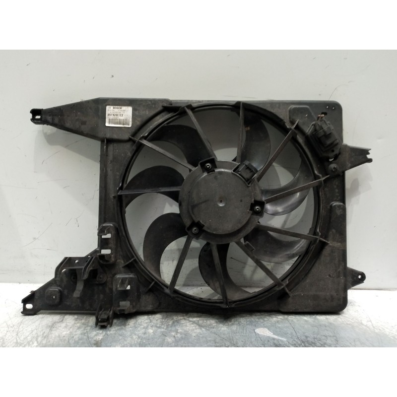 Recambio de electroventilador para dacia logan referencia OEM IAM 01303071078200765566B  