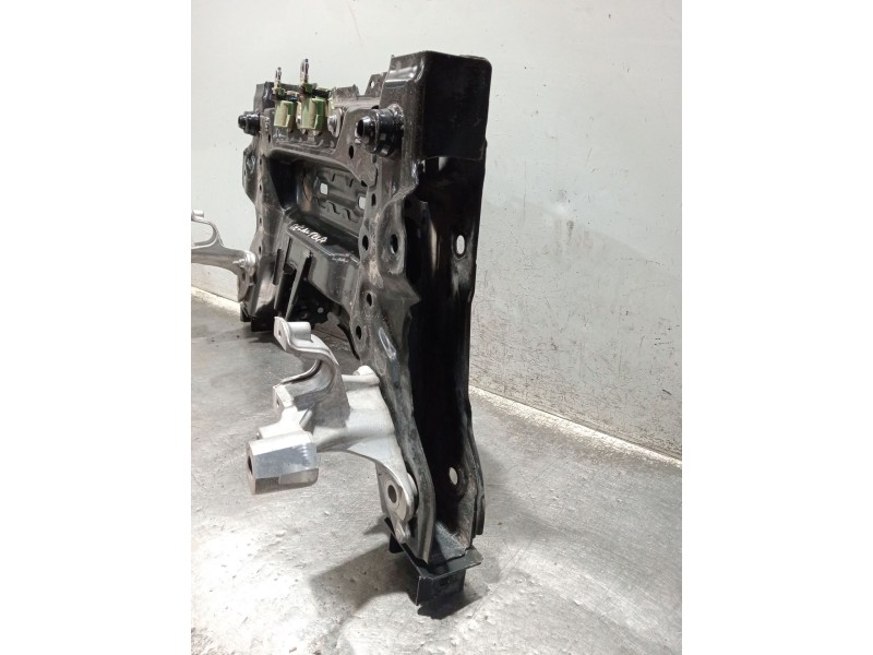 Recambio de puente delantero para renault megane iv berlina 5p referencia OEM IAM   cuna
