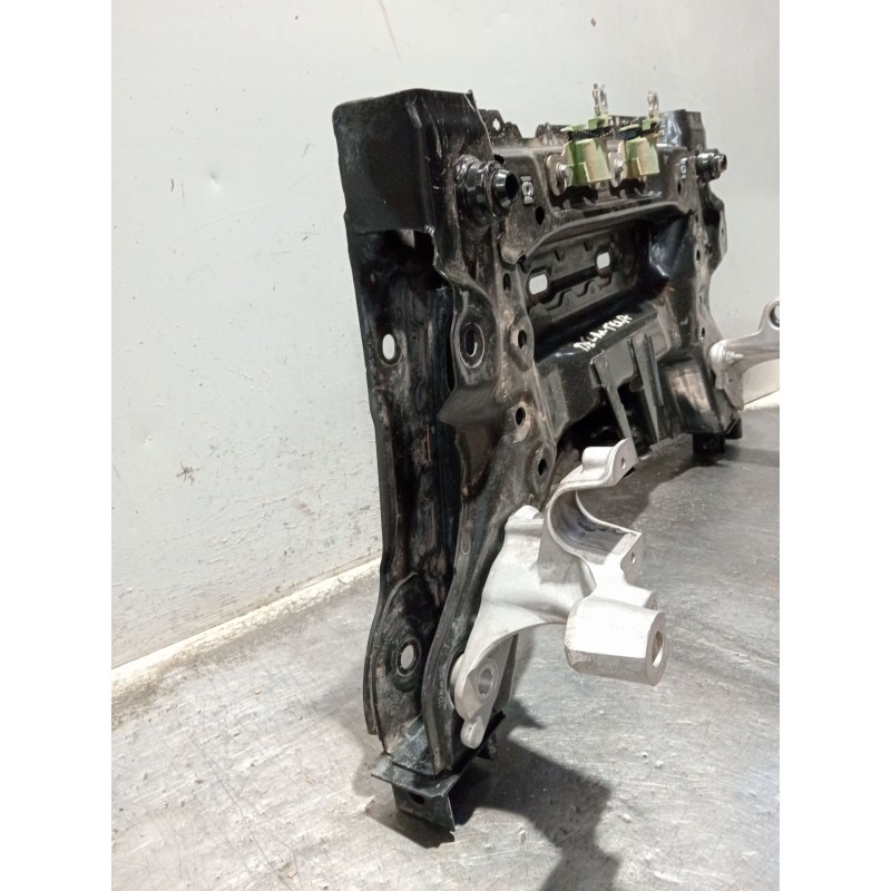 Recambio de puente delantero para renault megane iv berlina 5p referencia OEM IAM   cuna