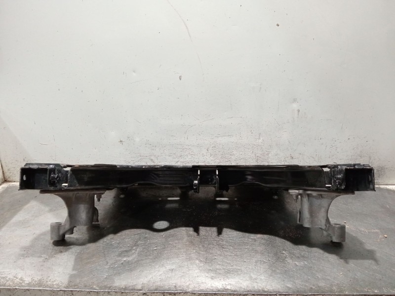 Recambio de puente delantero para renault megane iv berlina 5p referencia OEM IAM   cuna