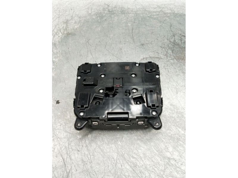 Recambio de mando multifuncion para mercedes-benz clase gla (bm 247) referencia OEM IAM A2479003903a2479014202a2479023501  