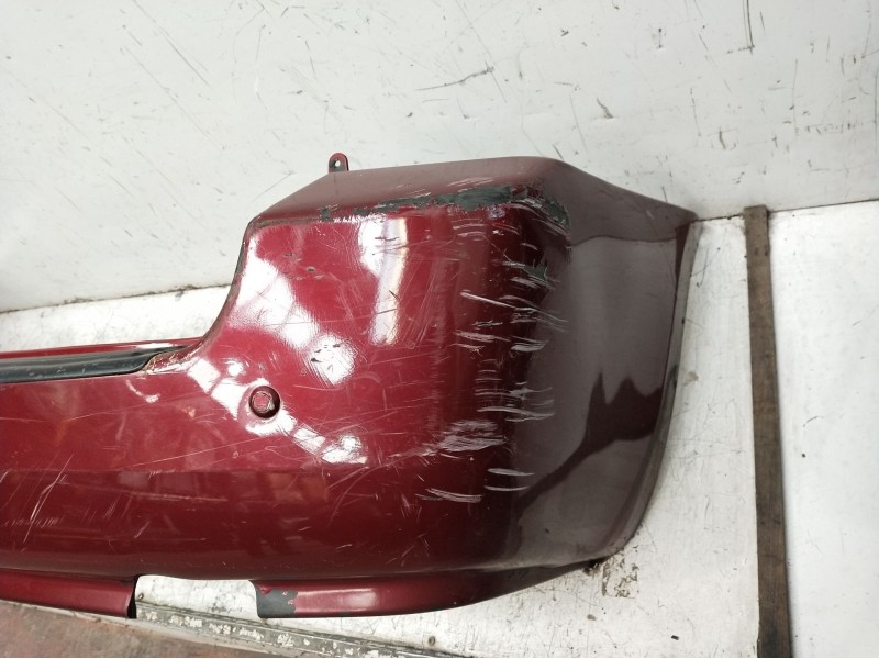 Recambio de paragolpes trasero para kia carnival referencia OEM IAM   