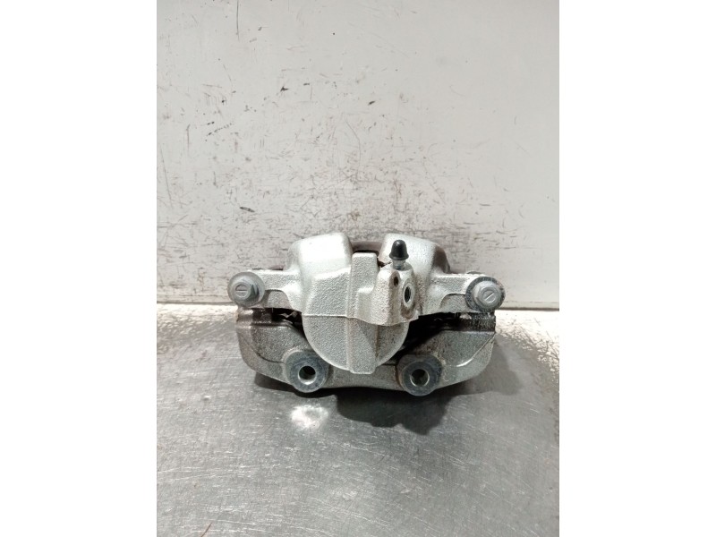 Recambio de pinza freno delantera derecha para opel corsa f referencia OEM IAM 0204N39130 L94145 