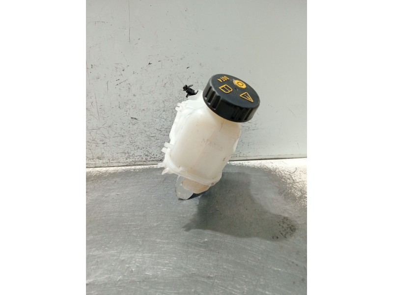 Recambio de bomba freno para renault megane iv berlina 5p referencia OEM IAM 460913217R 790611 