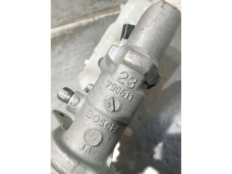 Recambio de bomba freno para renault megane iv berlina 5p referencia OEM IAM 460913217R 790611 