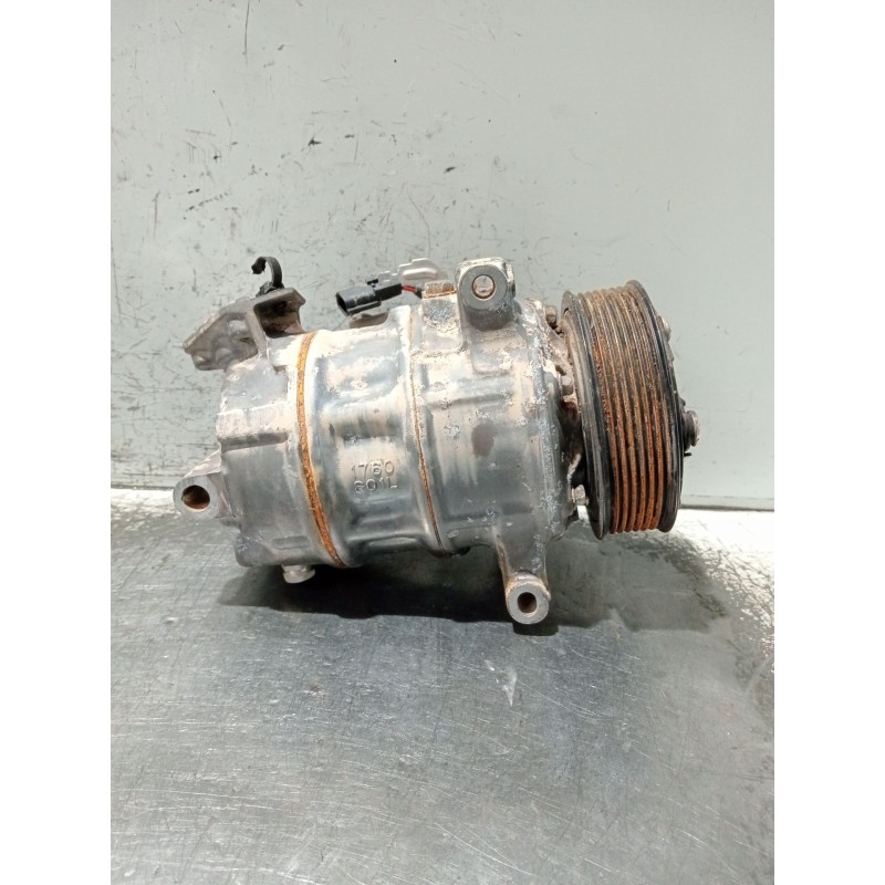 Recambio de compresor aire acondicionado para renault megane iv berlina 5p referencia OEM IAM 926001268R PXC14 