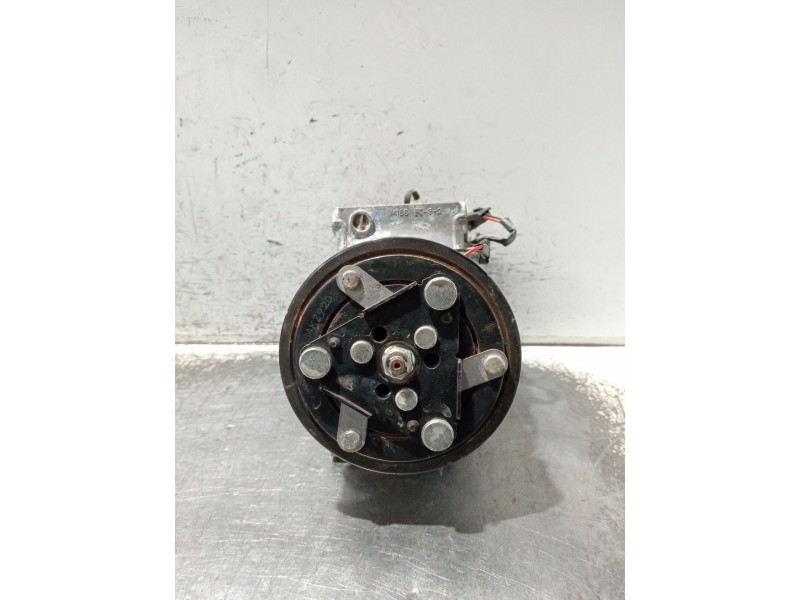 Recambio de compresor aire acondicionado para renault megane iv berlina 5p referencia OEM IAM 926001268R PXC14 