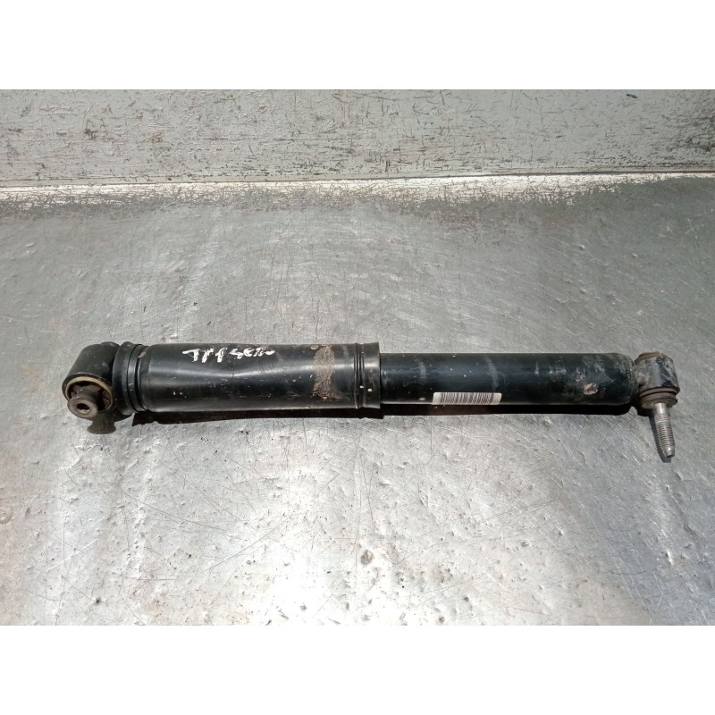 Recambio de amortiguador trasero para renault megane iv berlina 5p referencia OEM IAM 562101385R  