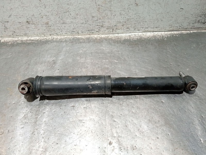 Recambio de amortiguador trasero para renault megane iv berlina 5p referencia OEM IAM 562101385R  