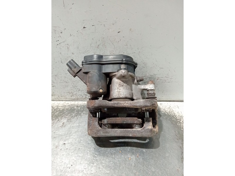 Recambio de pinza freno trasera izquierda para renault megane iv berlina 5p referencia OEM IAM 440102370R  
