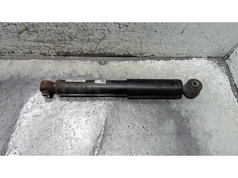 Recambio de amortiguador trasero izquierdo para opel combo (corsa c) familiar referencia OEM IAM 814901002455  