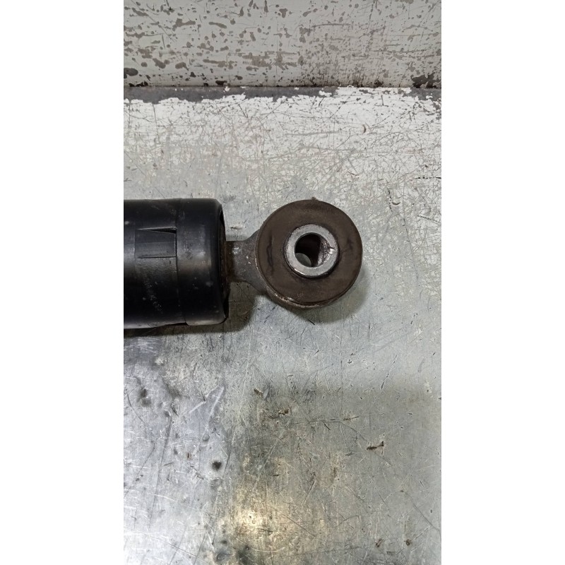 Recambio de amortiguador trasero izquierdo para opel combo (corsa c) familiar referencia OEM IAM 814901002455  