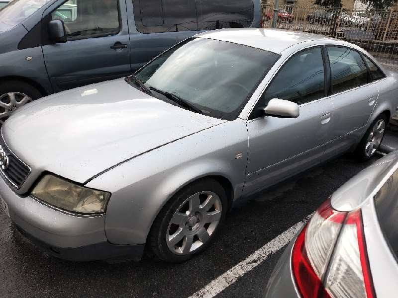 audi a6 berlina (4b2) del año 2001