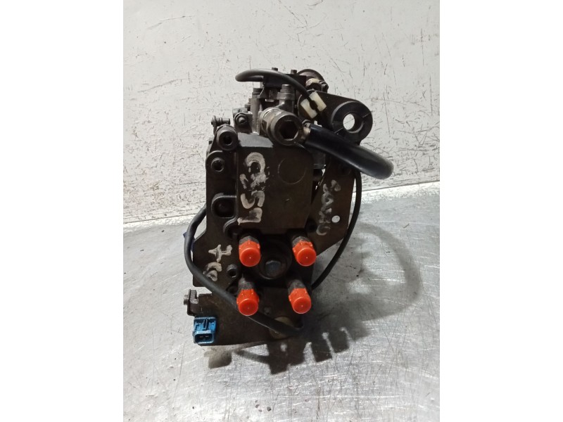 Recambio de bomba inyeccion para citroën saxo referencia OEM IAM 0460484142 BOSCH 
