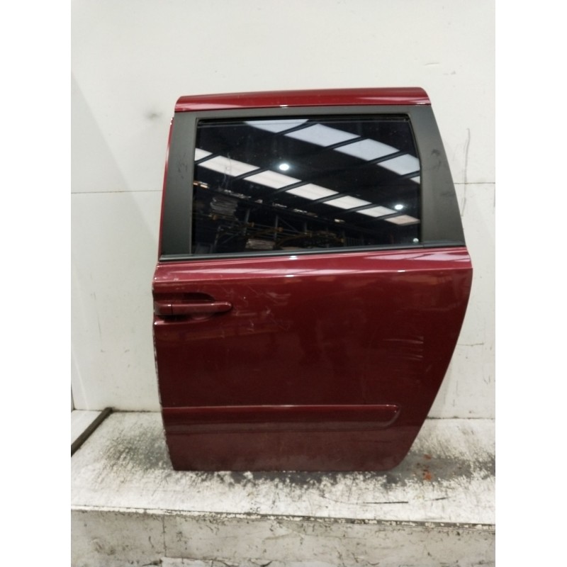 Recambio de puerta lateral corredera izquierda para kia carnival referencia OEM IAM  5p 