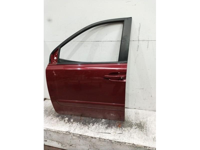 Recambio de puerta delantera izquierda para kia carnival referencia OEM IAM  5p 